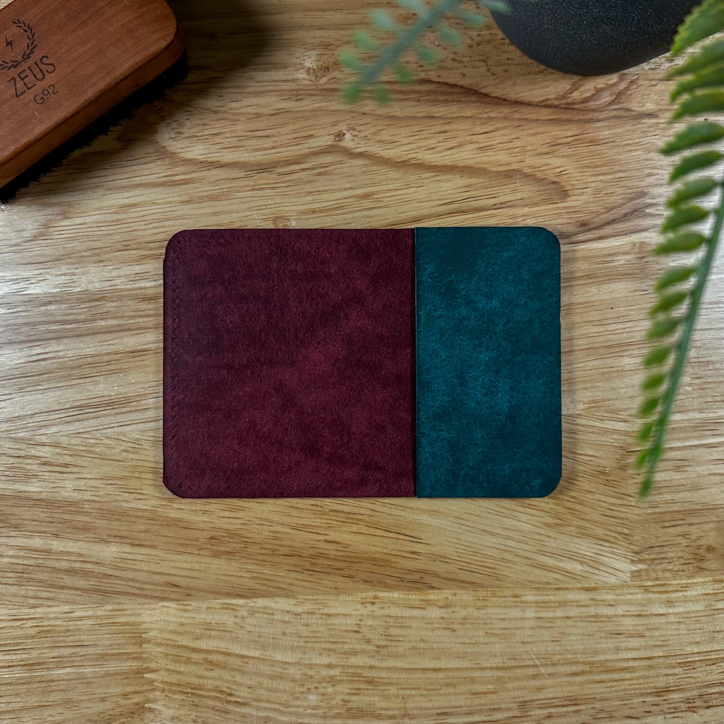 WYTCH Minimal 4 Pocket Bi-Fold Wallet