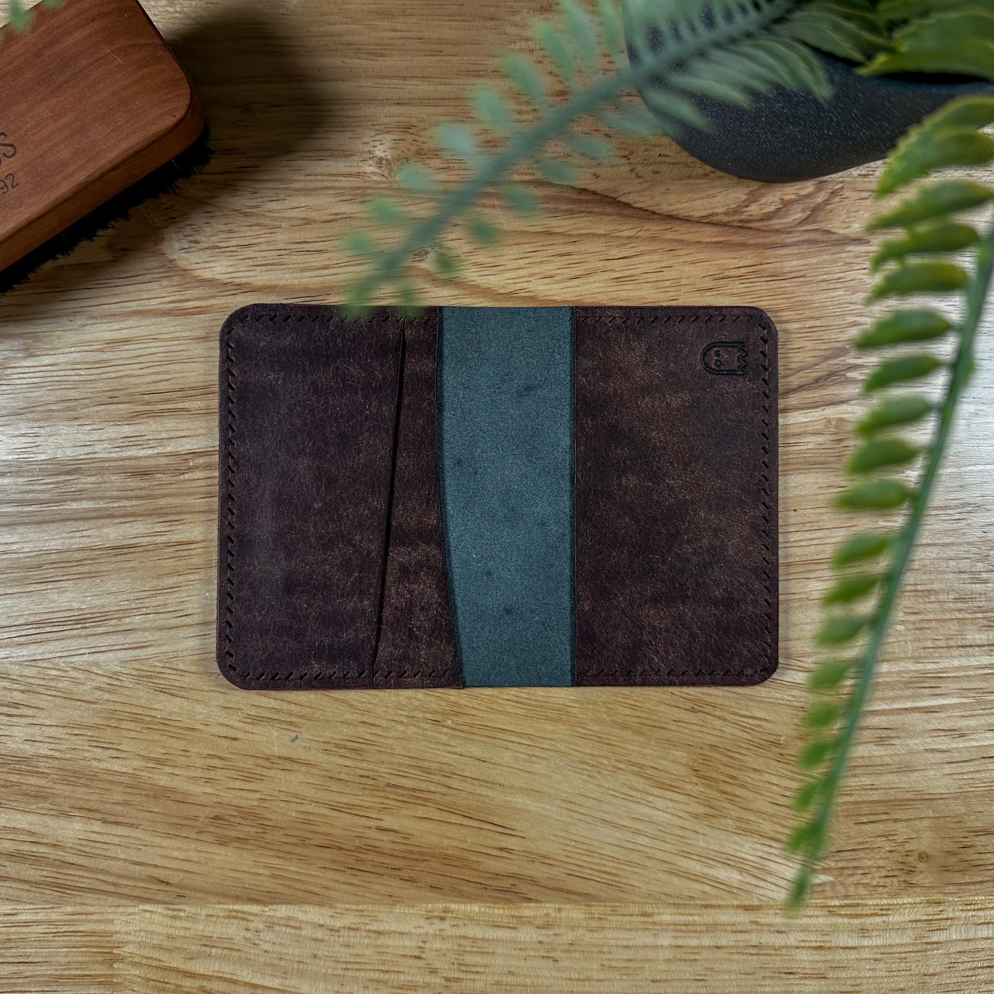 WYTCH Minimal 4 Pocket Bi-Fold Wallet